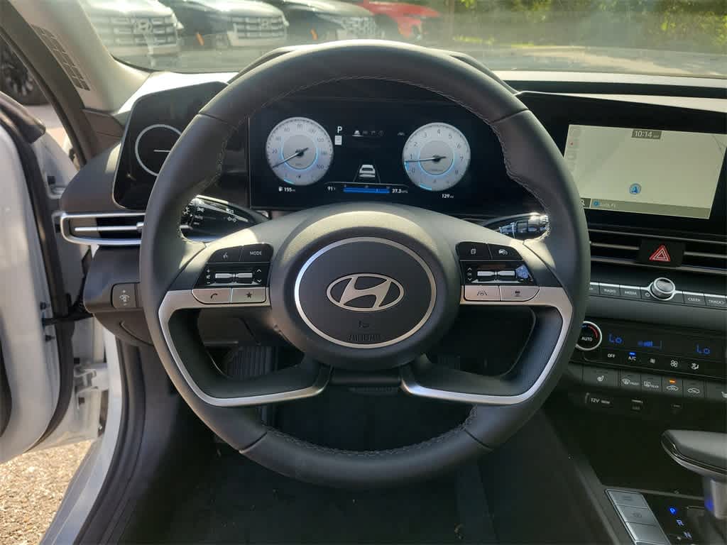 Thumbnail: 2025 Hyundai Elantra - 24