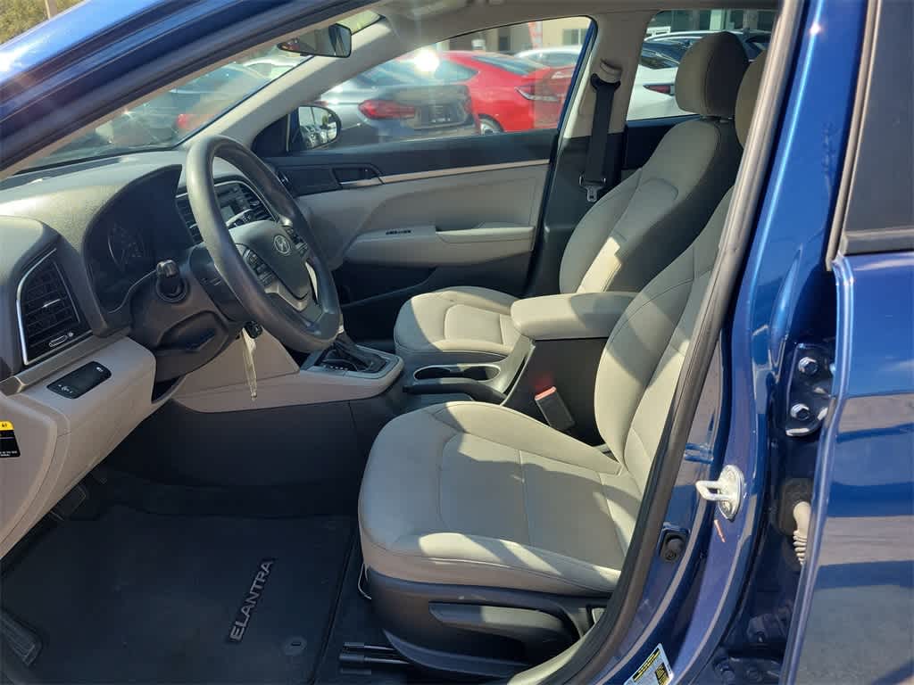 Thumbnail: 2018 Hyundai Elantra - 21