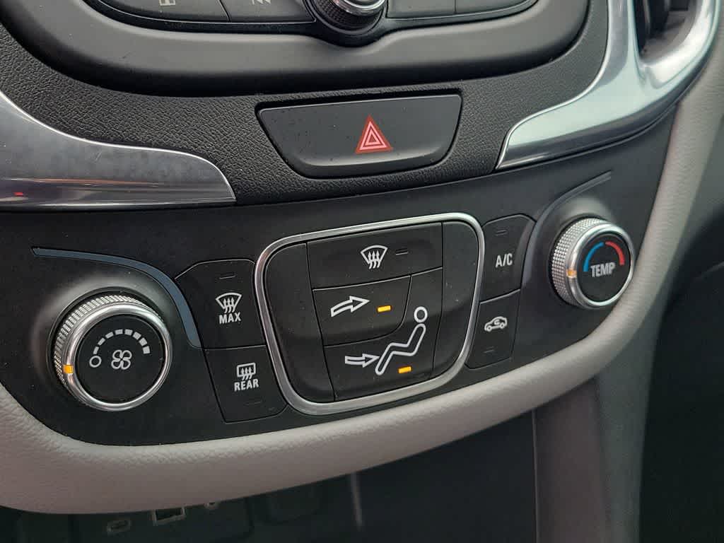 Thumbnail: 2020 Chevrolet Equinox - 29