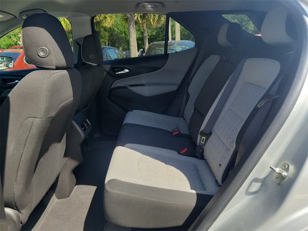 Thumbnail: 2022 Chevrolet Equinox - 8