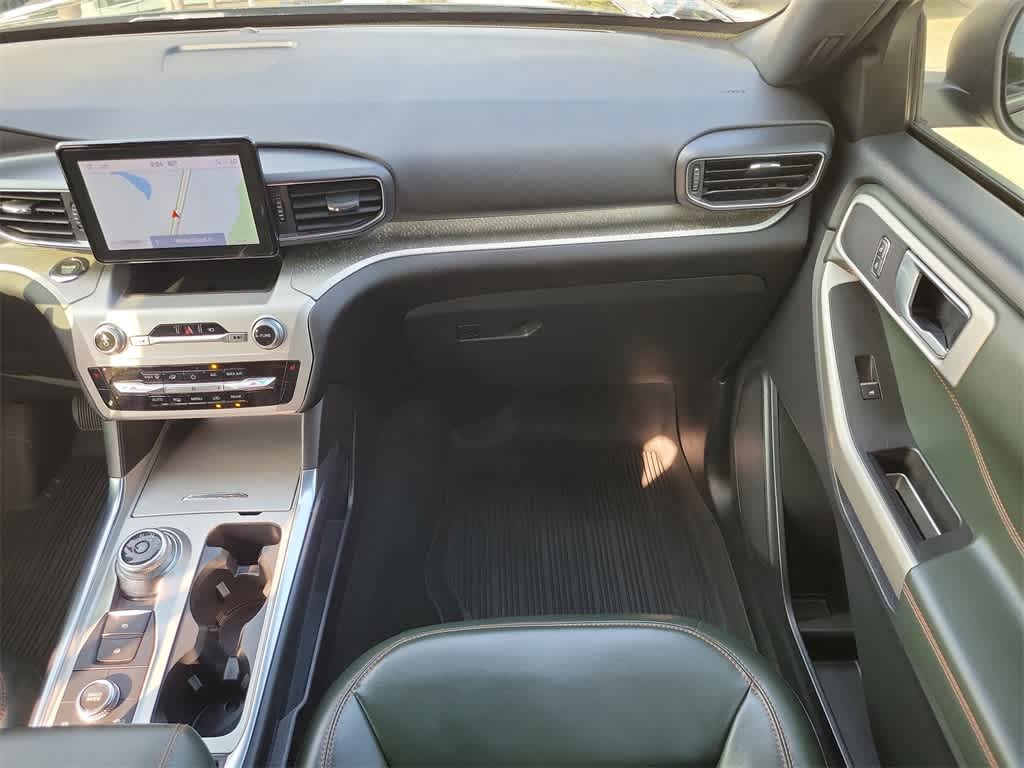 Thumbnail: 2022 Ford Explorer - 12