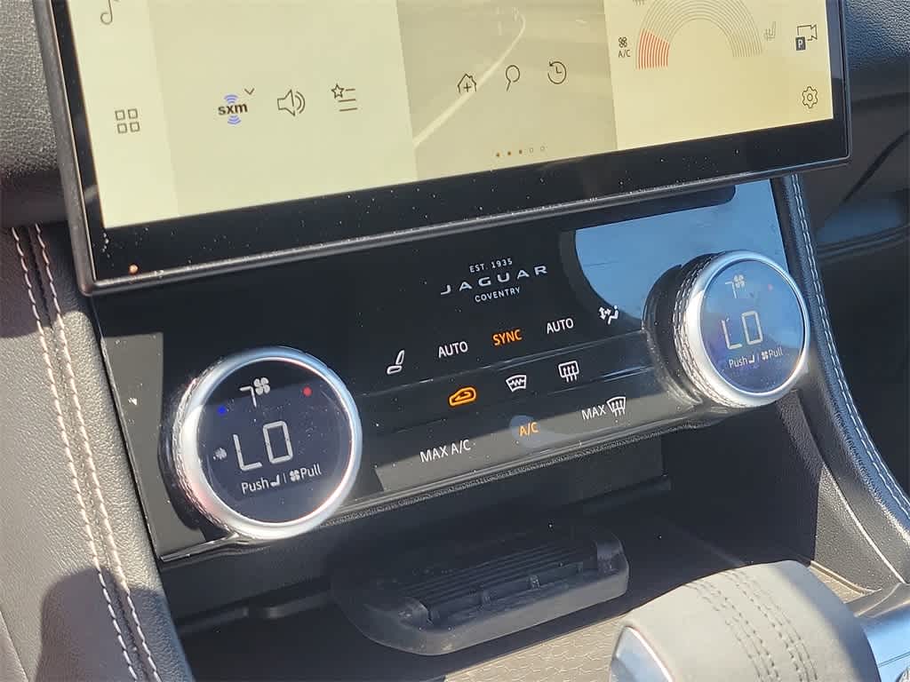 Thumbnail: 2025 Jaguar F-Pace - 29