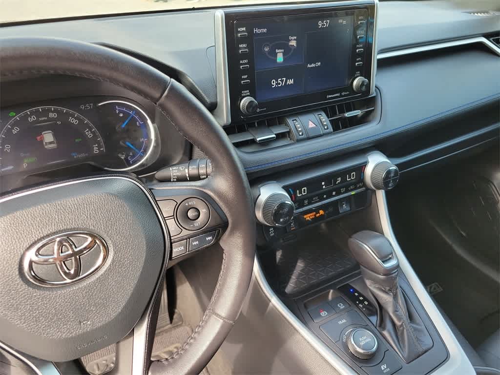Thumbnail: 2021 Toyota RAV4 - 31
