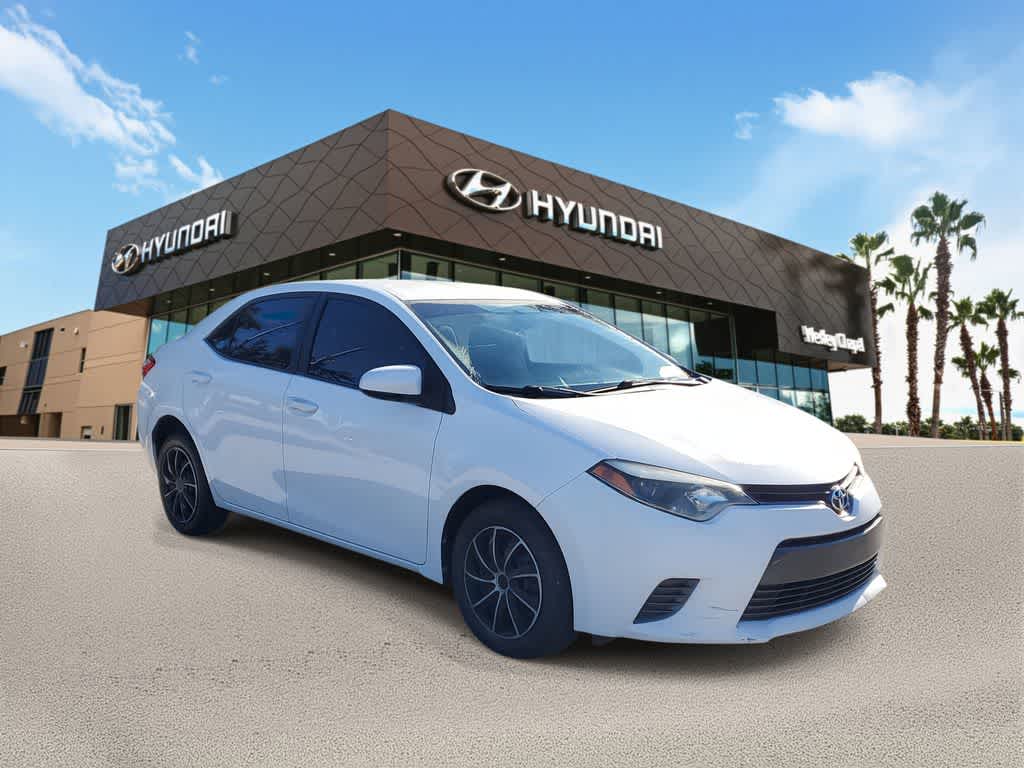 Thumbnail: 2015 Toyota Corolla - 4