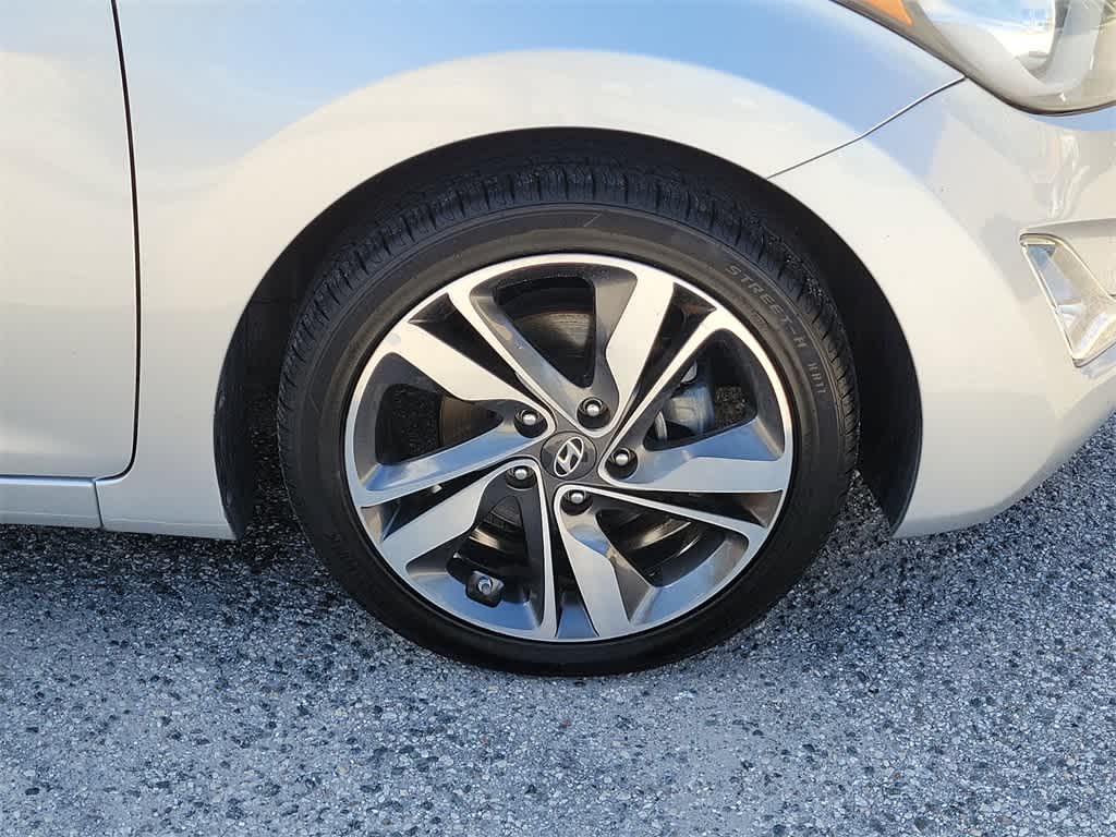 Thumbnail: 2015 Hyundai Elantra - 5