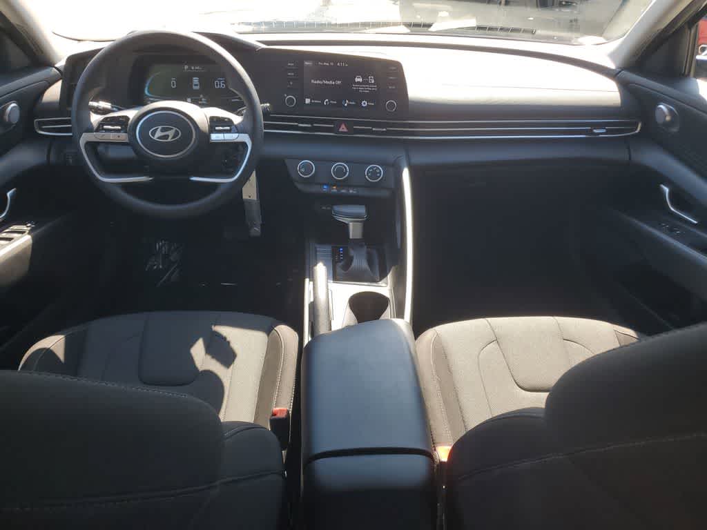 Thumbnail: 2024 Hyundai Elantra - 12