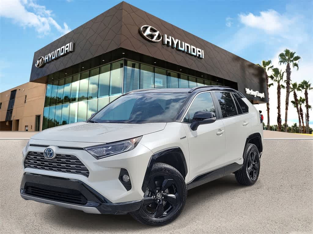 Thumbnail: 2021 Toyota RAV4 - 1