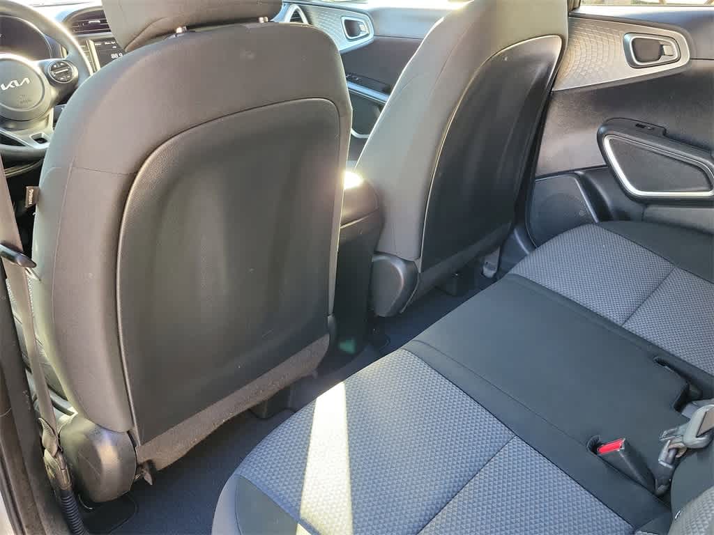 2023 Kia Soul LX 9