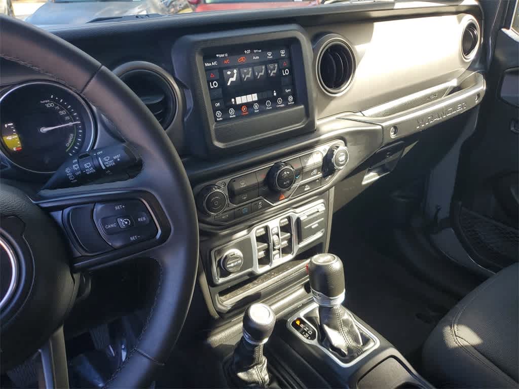 Thumbnail: 2023 Jeep Wrangler - 30