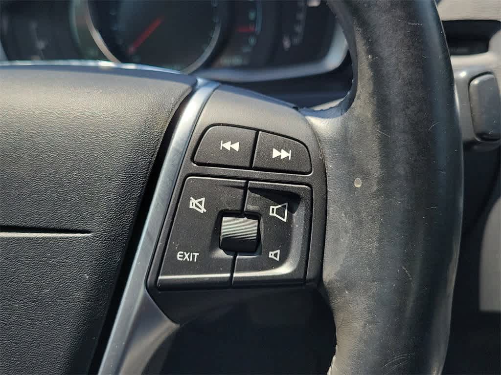 Thumbnail: 2014 Volvo S60 - 28