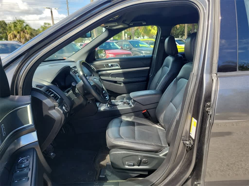 Thumbnail: 2018 Ford Explorer - 20