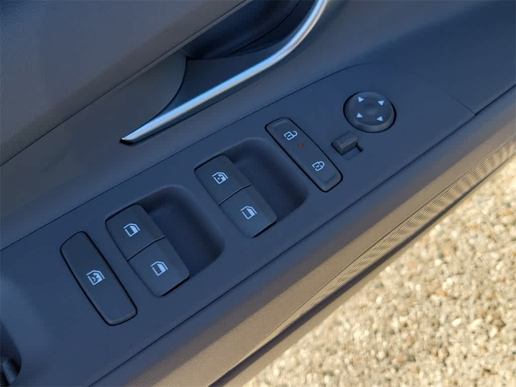 Thumbnail: 2026 Hyundai Elantra - 18