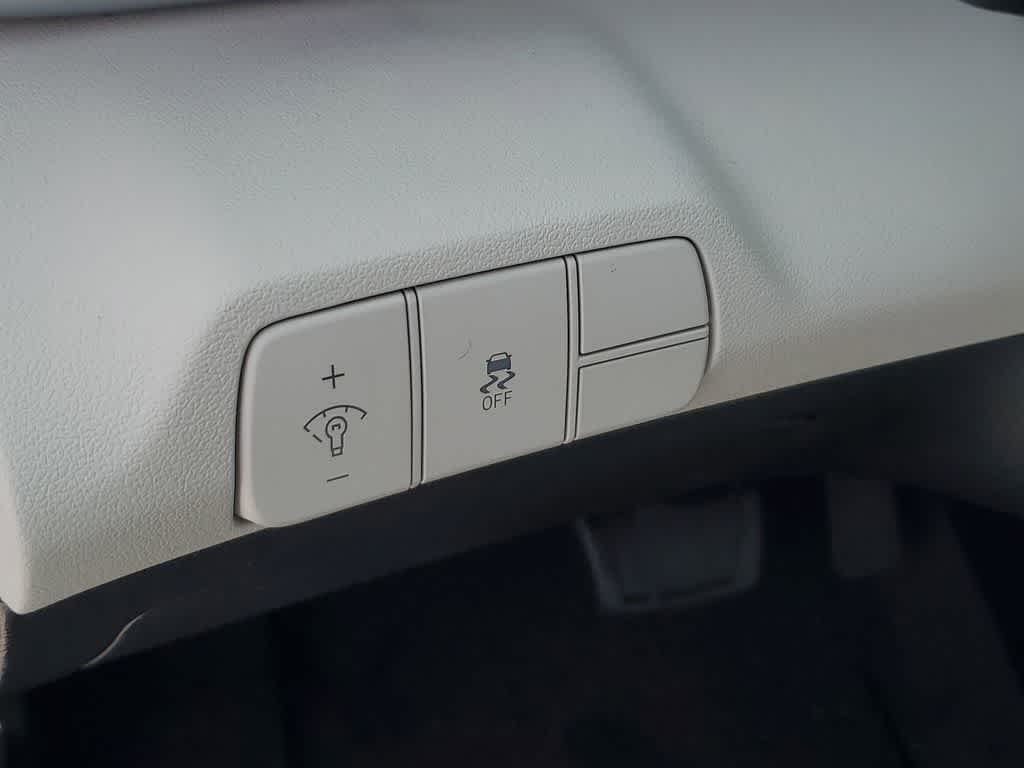 Thumbnail: 2026 Hyundai Elantra - 22