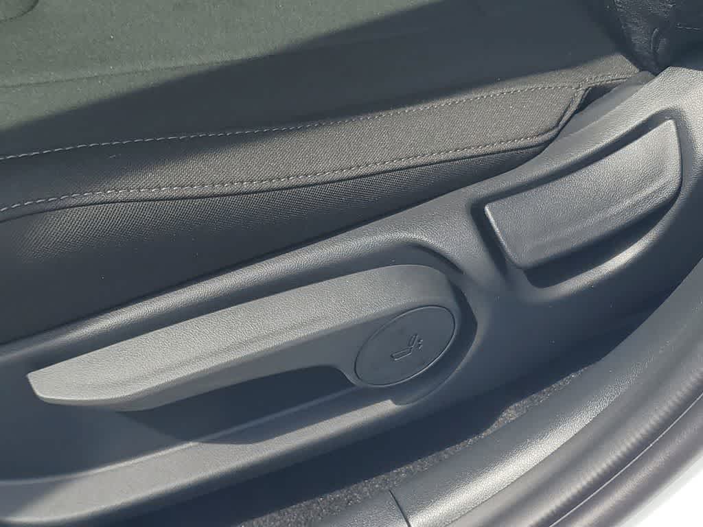 Thumbnail: 2026 Hyundai Elantra - 18