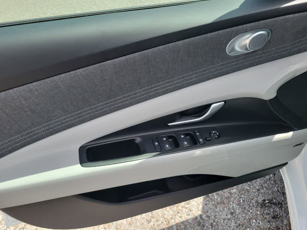Thumbnail: 2026 Hyundai Elantra - 14