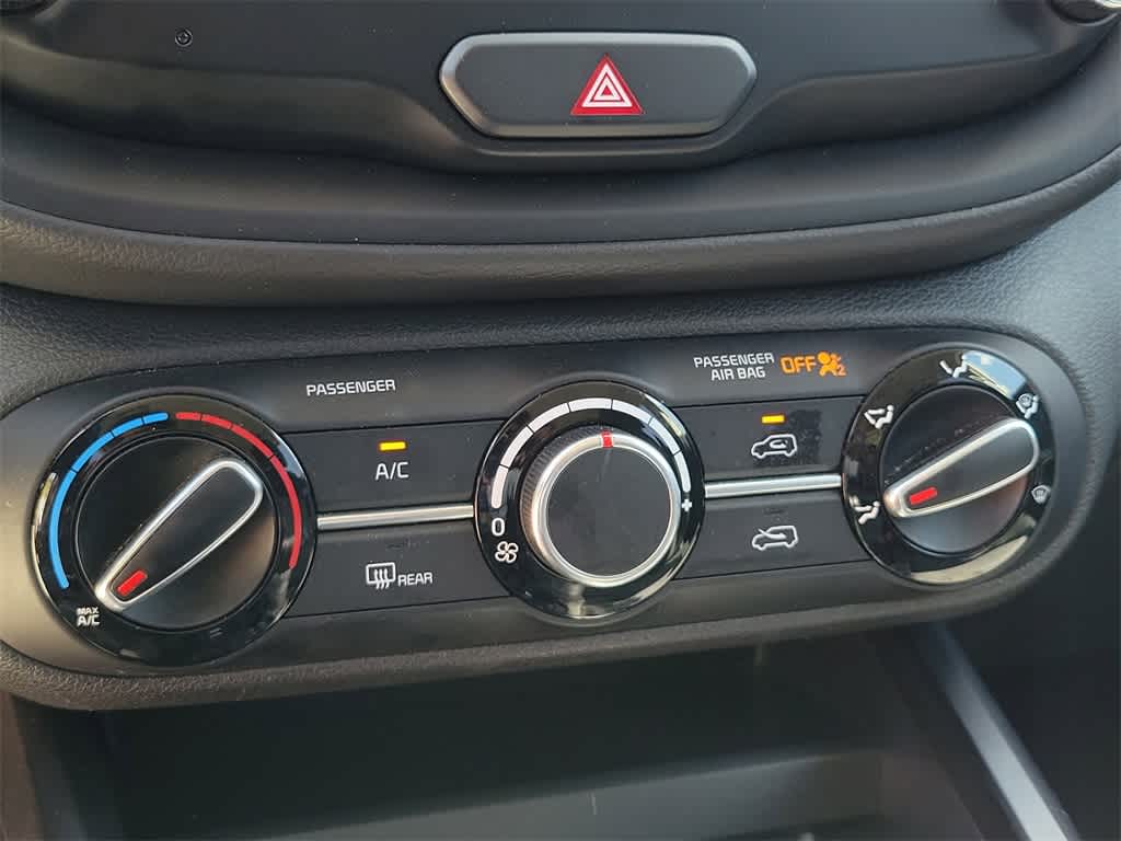 Thumbnail: 2023 Kia Soul - 24