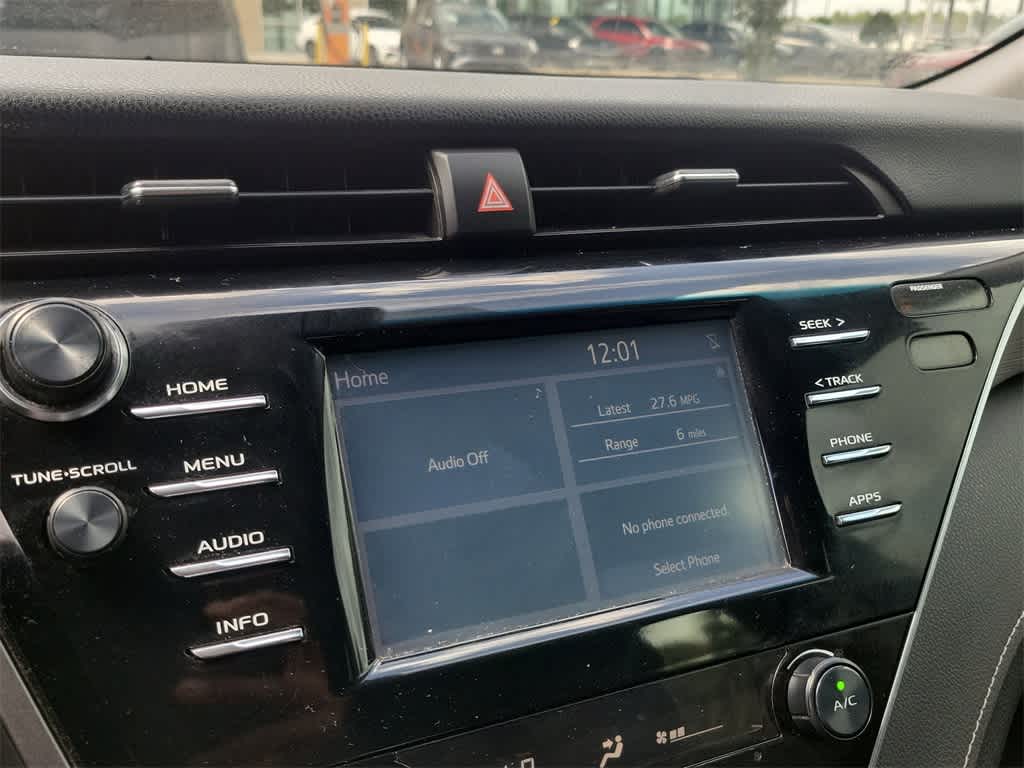 Thumbnail: 2018 Toyota Camry - 27