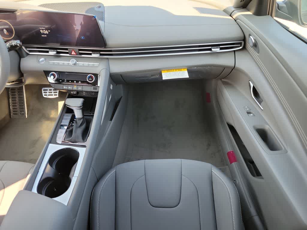 Thumbnail: 2025 Hyundai Elantra - 12