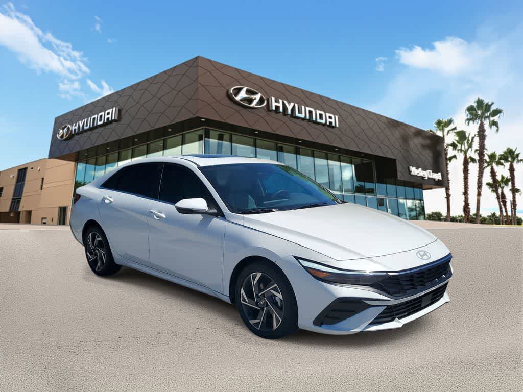 Thumbnail: 2026 Hyundai Elantra - 4