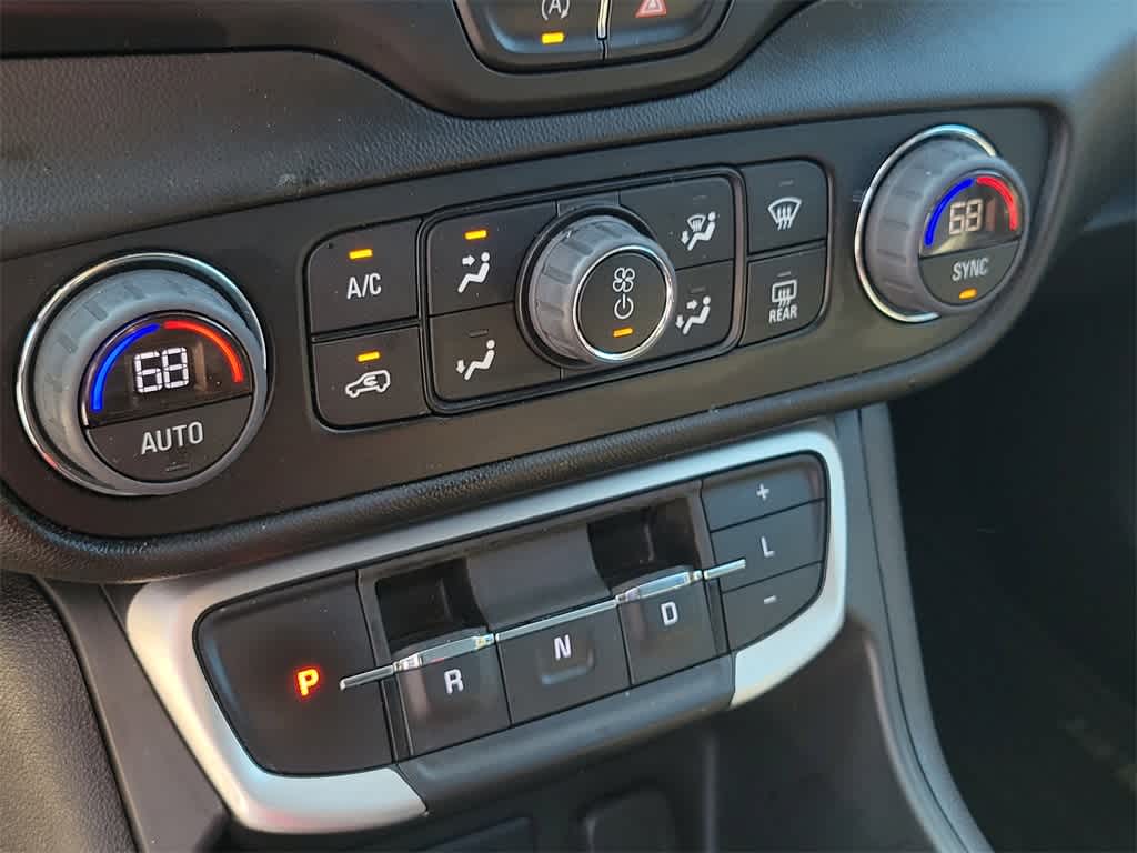 Thumbnail: 2023 GMC Terrain - 28