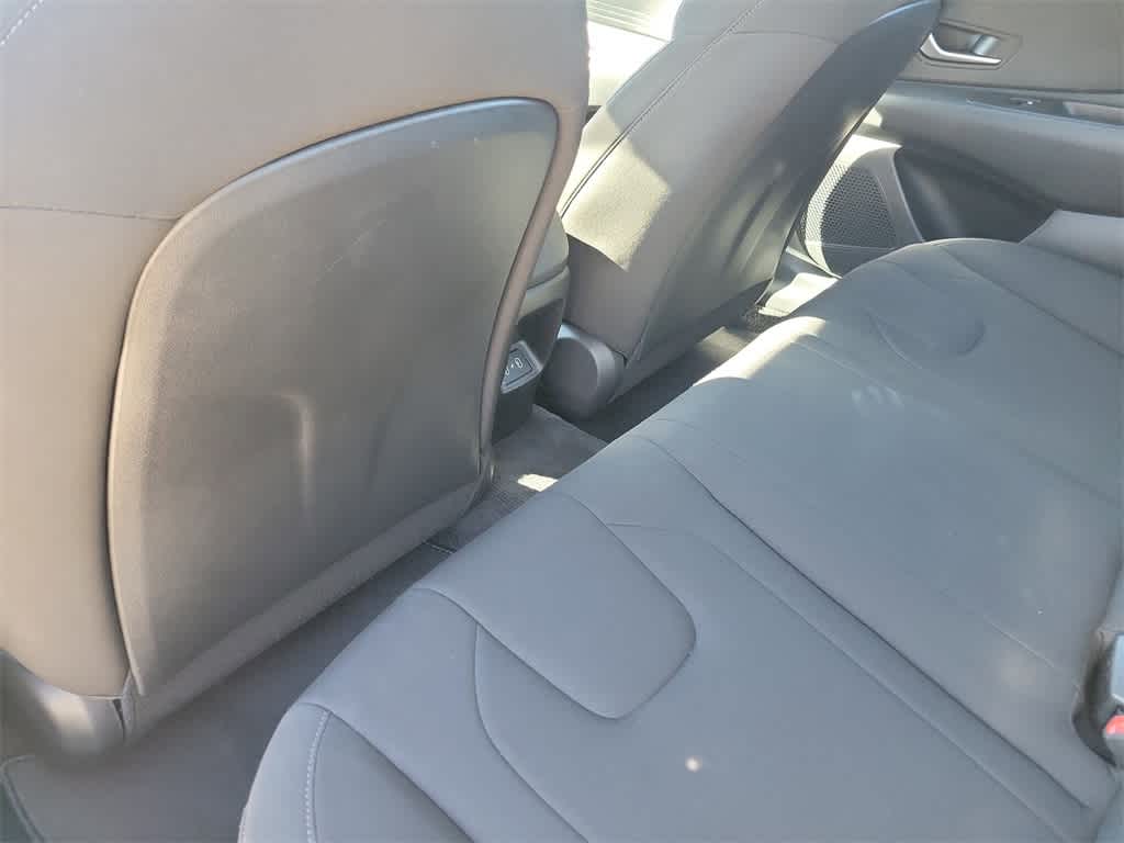 Thumbnail: 2024 Hyundai Elantra - 9