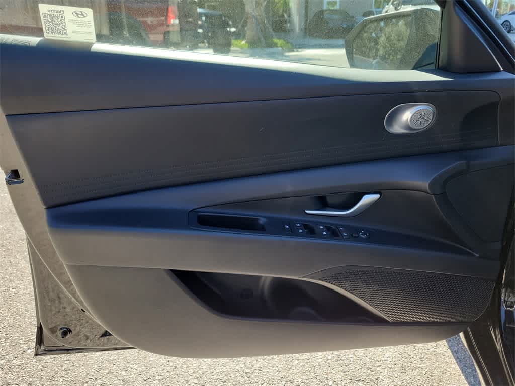 Thumbnail: 2024 Hyundai Elantra - 15