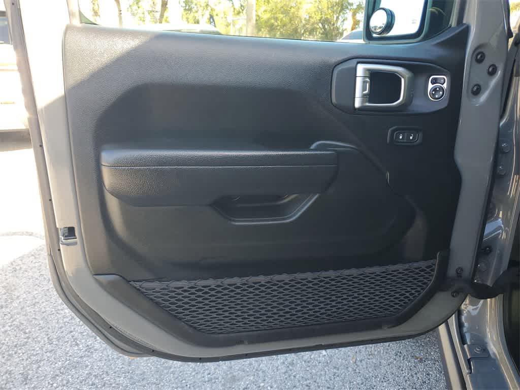 Thumbnail: 2023 Jeep Wrangler - 15