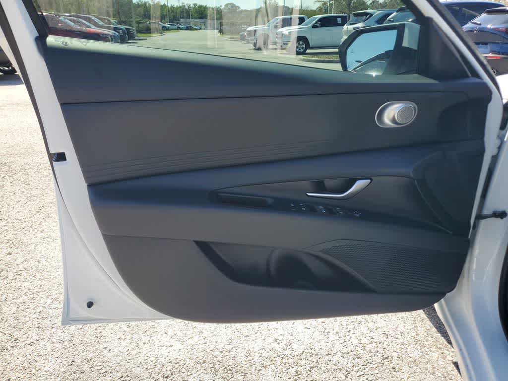 Thumbnail: 2026 Hyundai Elantra - 17