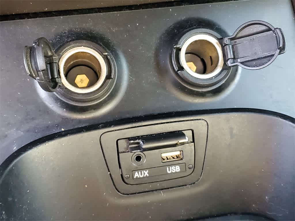 Thumbnail: 2015 Hyundai Santa Fe - 29