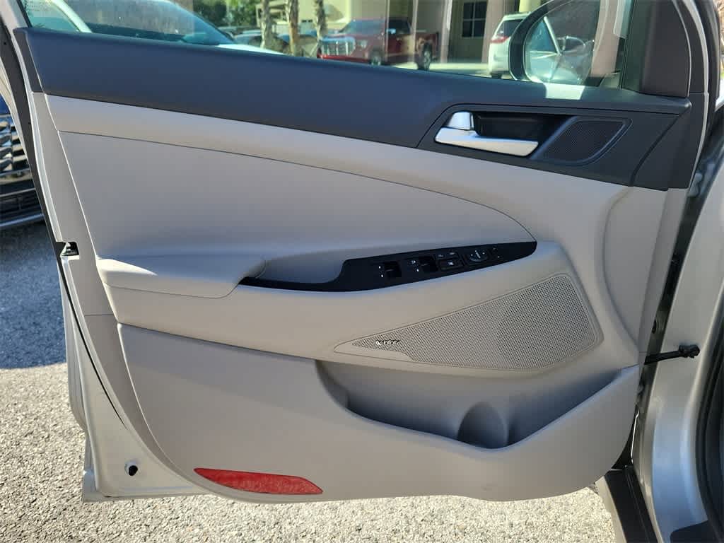 Thumbnail: 2021 Hyundai Tucson - 17
