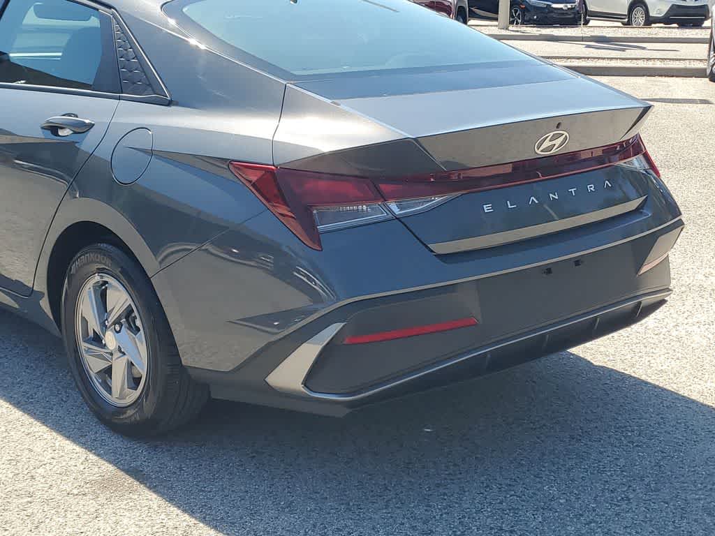 Thumbnail: 2024 Hyundai Elantra - 7