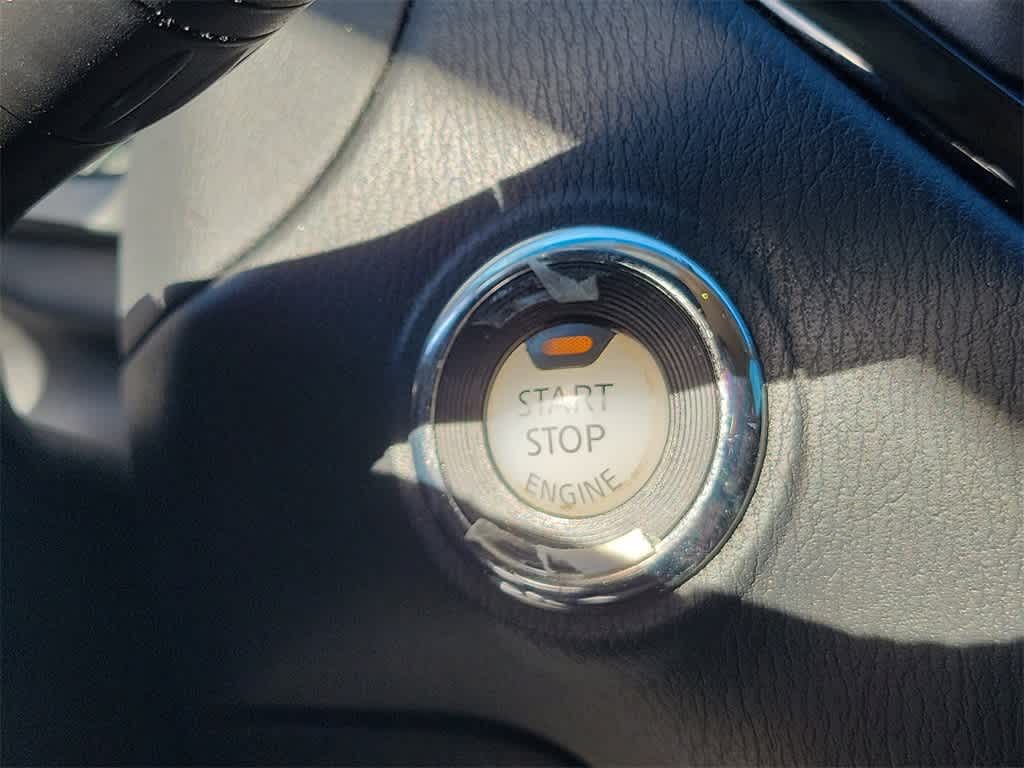 Thumbnail: 2014 Nissan Pathfinder - 29