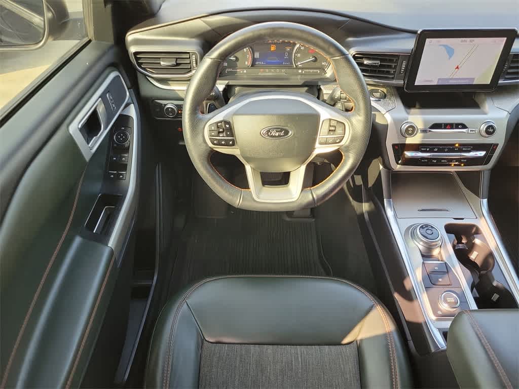 Thumbnail: 2022 Ford Explorer - 14