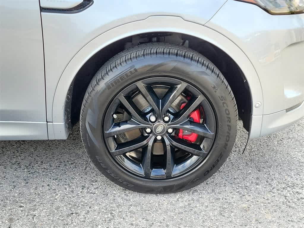 Thumbnail: 2024 Land Rover Discovery Sport - 5