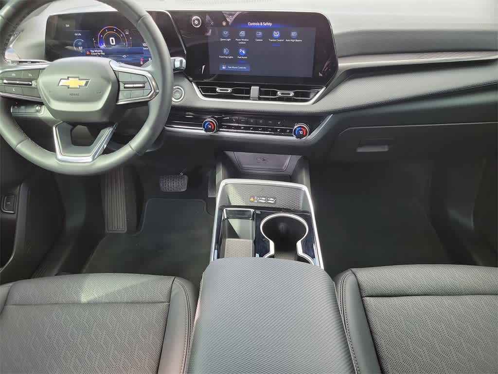 Thumbnail: 2025 Chevrolet Equinox - 15