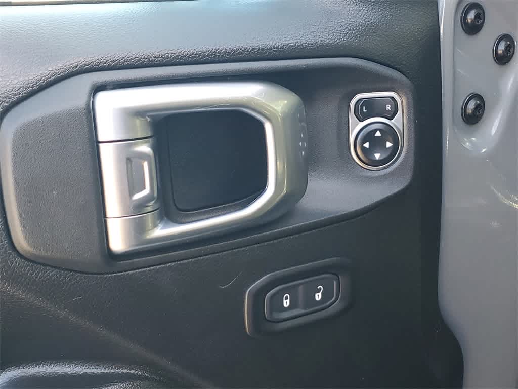 Thumbnail: 2023 Jeep Wrangler - 16