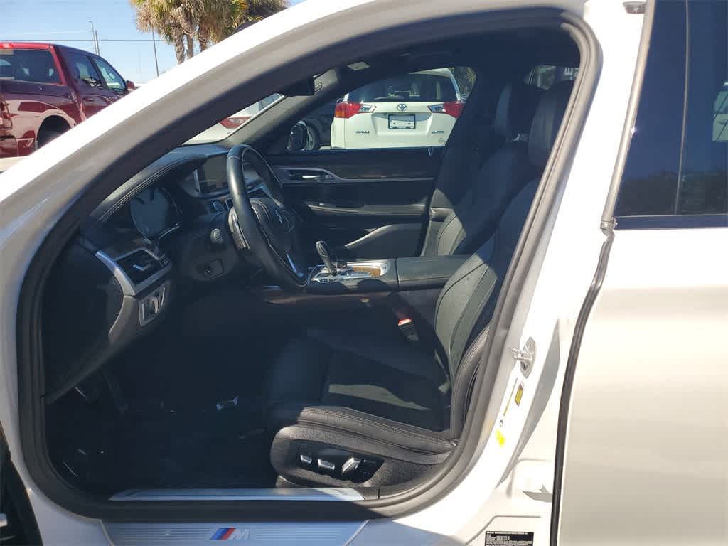 Thumbnail: 2019 BMW 7 Series - 21