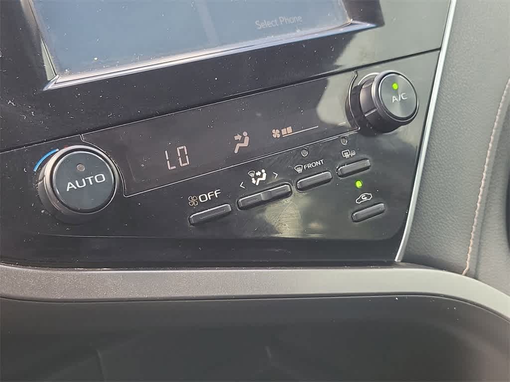 Thumbnail: 2018 Toyota Camry - 28