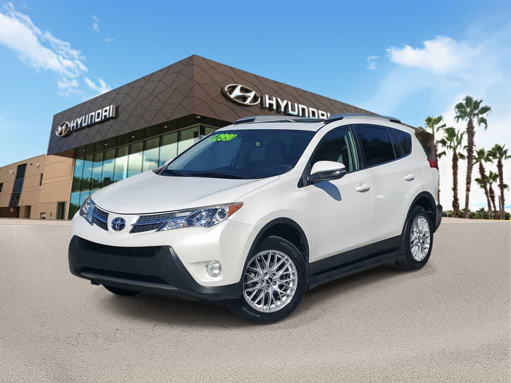 Thumbnail: 2015 Toyota RAV4 - 1
