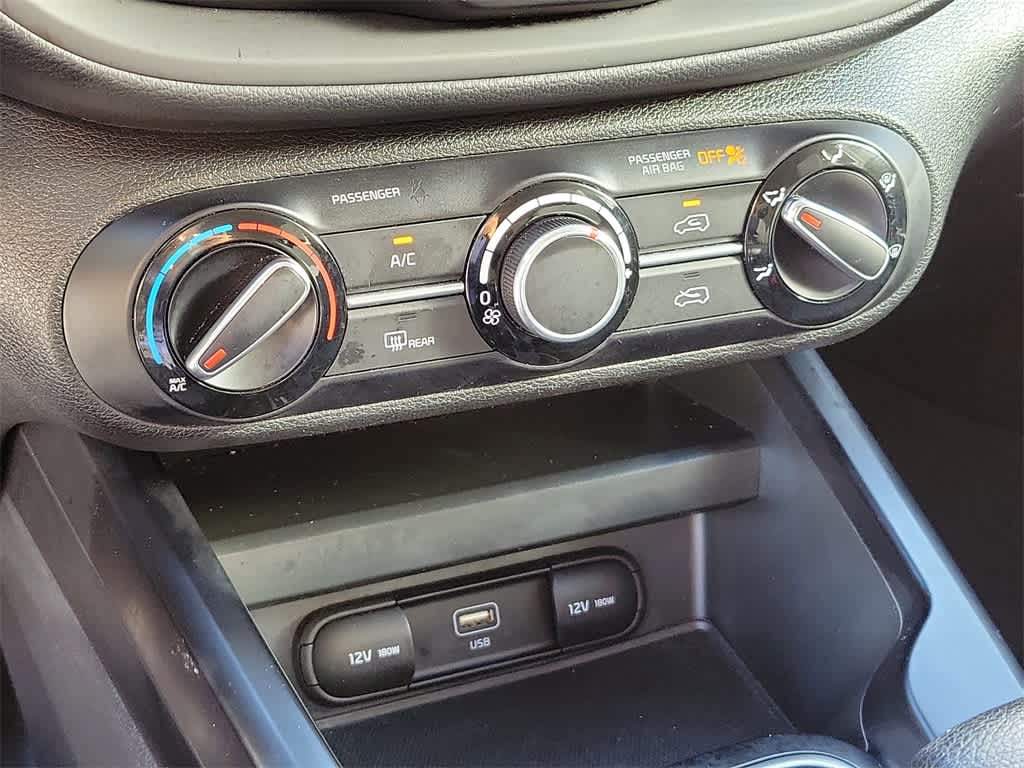 2023 Kia Soul LX 24