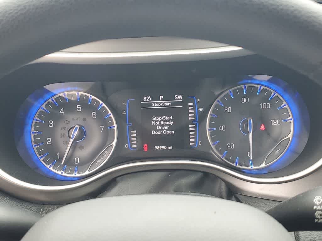 Thumbnail: 2020 Chrysler Pacifica - 23