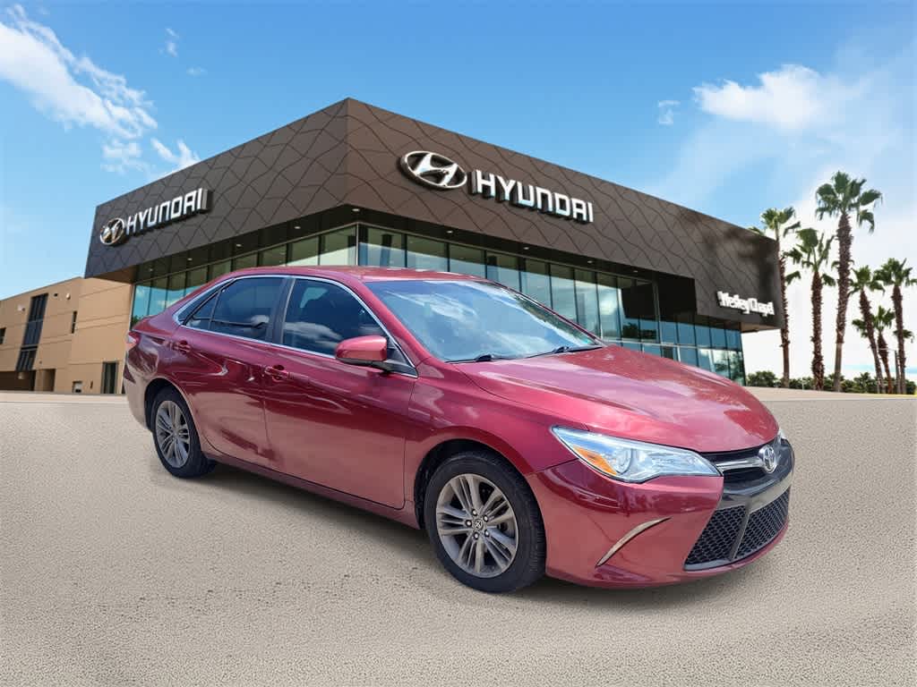 Thumbnail: 2016 Toyota Camry - 4
