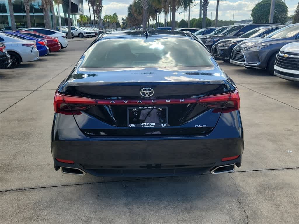 Thumbnail: 2021 Toyota Avalon - 9