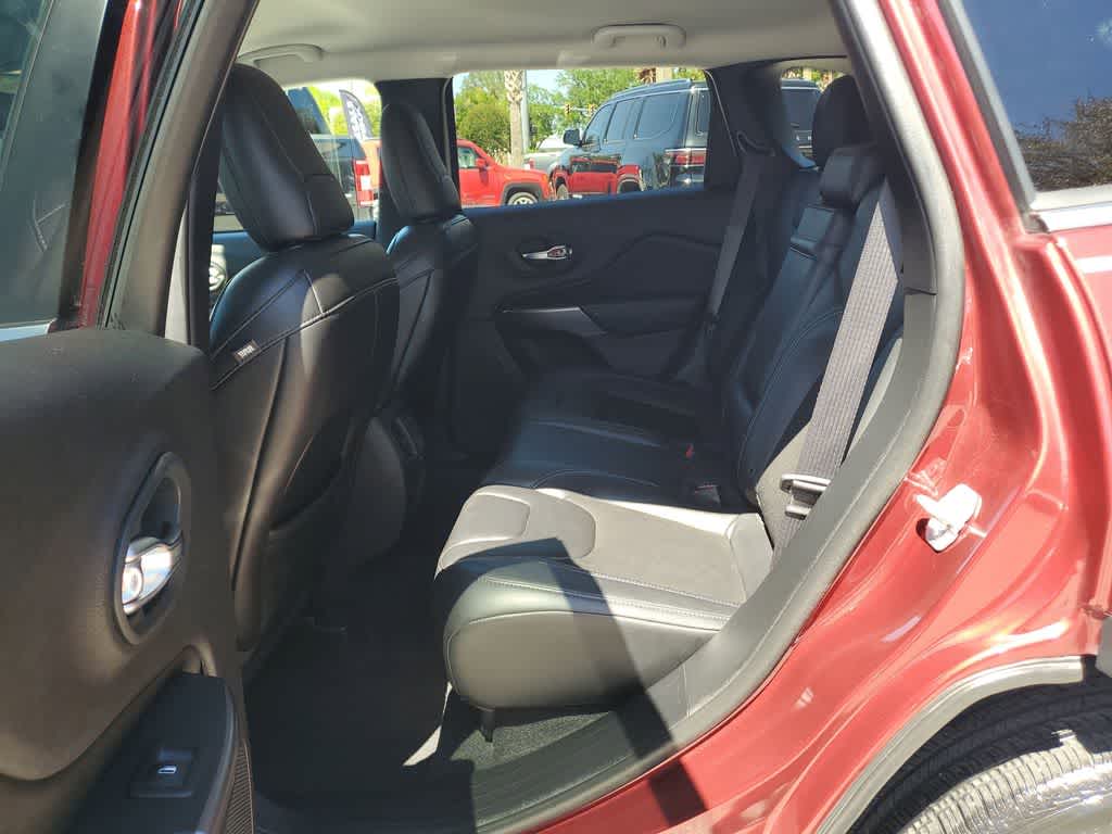 Thumbnail: 2019 Jeep Cherokee - 9