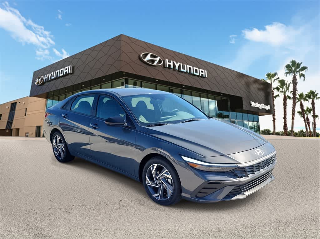 Thumbnail: 2025 Hyundai Elantra - 4