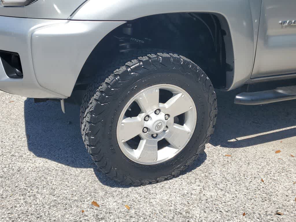 Thumbnail: 2014 Toyota Tacoma - 5