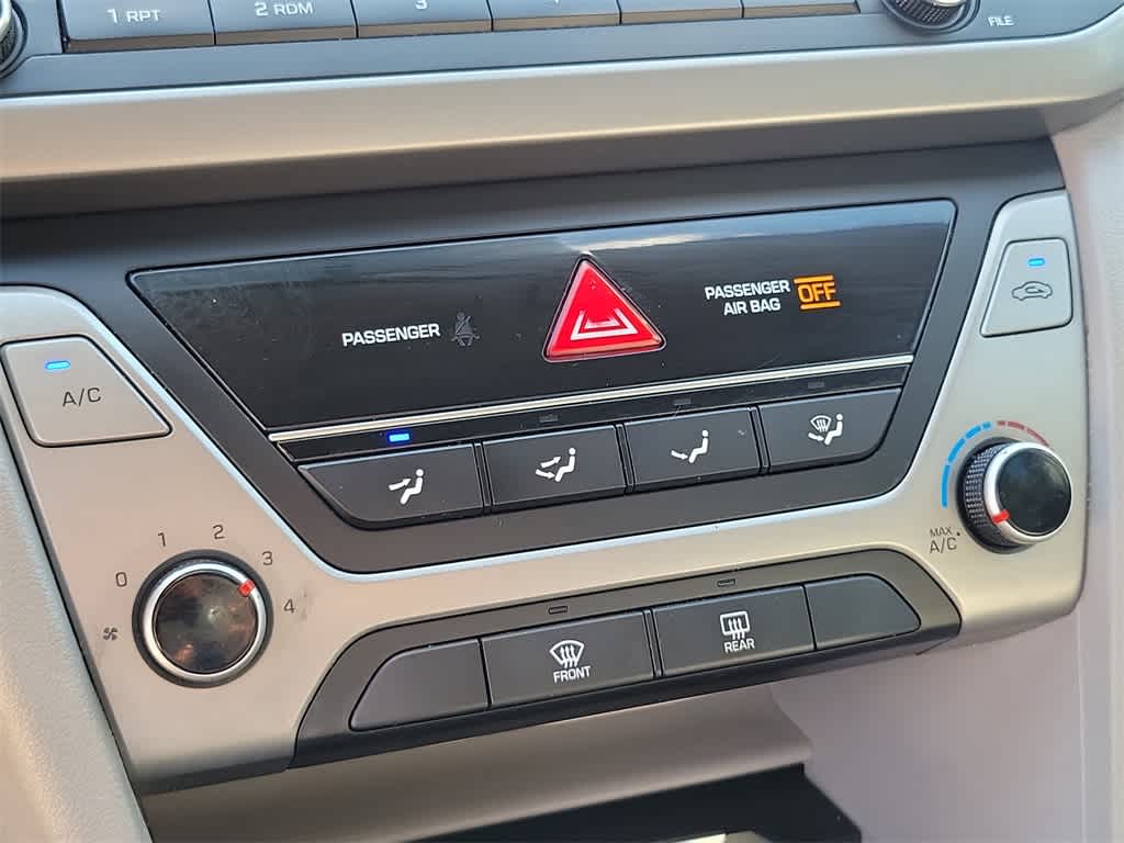 Thumbnail: 2018 Hyundai Elantra - 28