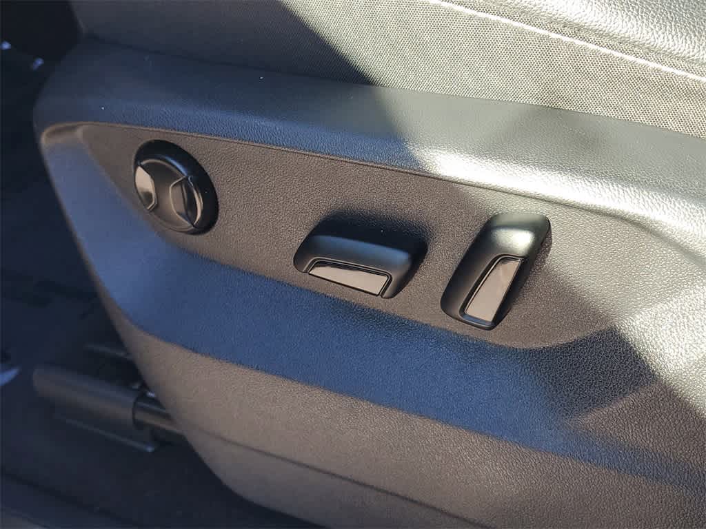 Thumbnail: 2022 Volkswagen Atlas - 19