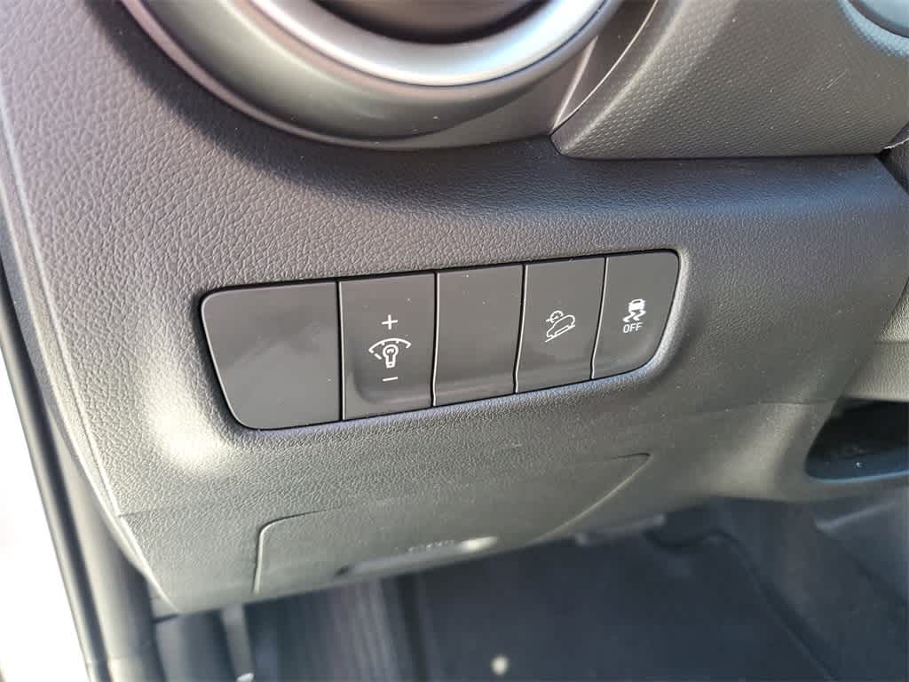 Thumbnail: 2023 Hyundai Kona - 21