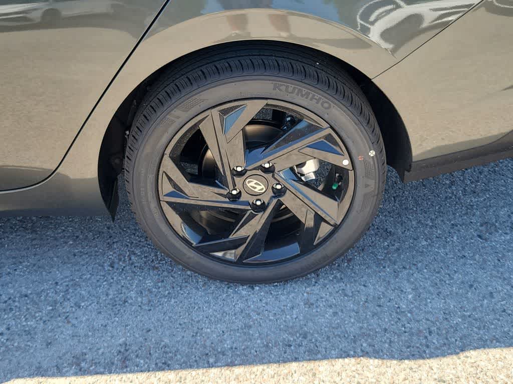 Thumbnail: 2026 Hyundai Elantra - 5